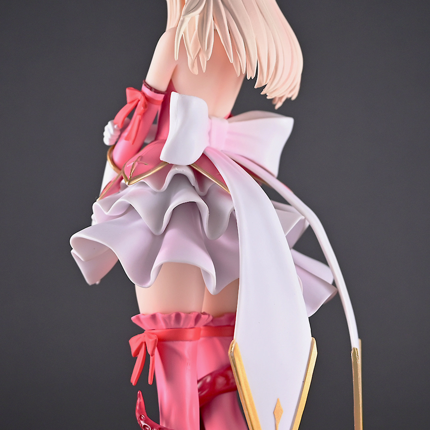 Magical Girl Illya Gk Figure F - مراجعة Fate Anime Merchandise وسعره