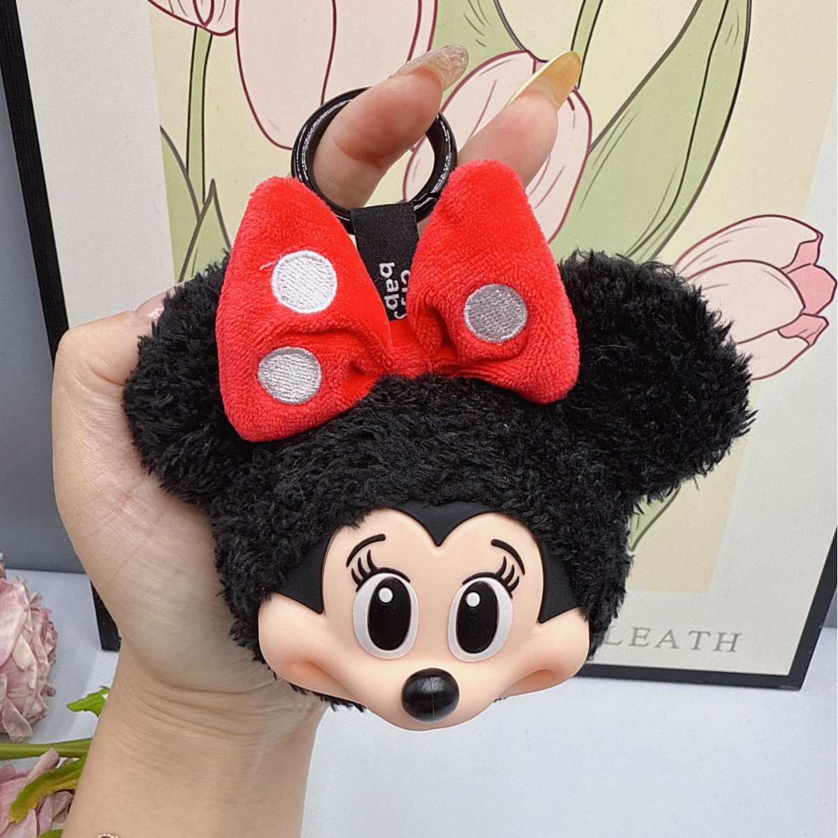 Mickey Minnie Plush Doll Keych - مراجعة Anime Merchandise Keychain وسعره