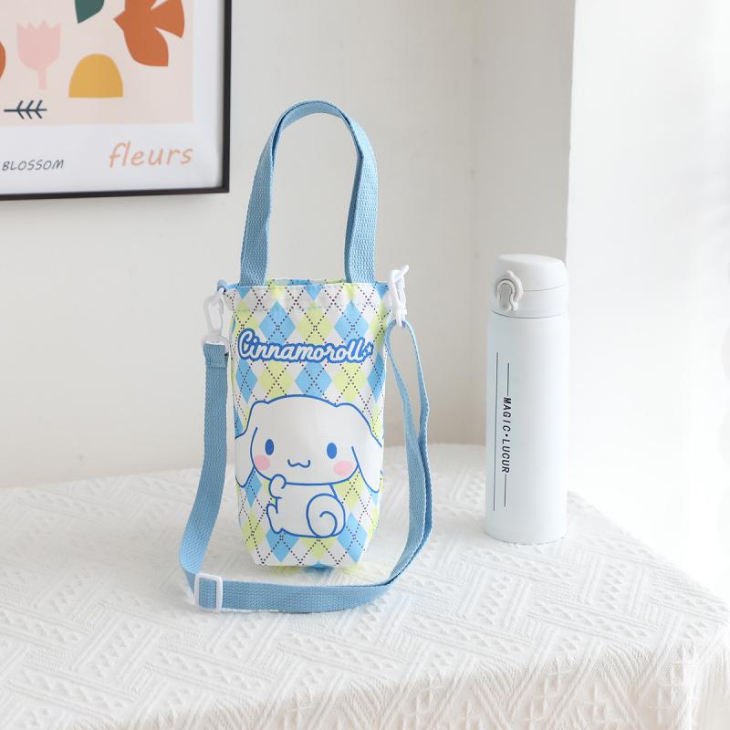 Kawaii Hello Kitty Water Bottl - مراجعة Anime Merchandise Bag وسعره