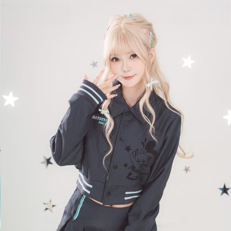 Hatsune Miku Turn-down Collar  - مراجعة Anime Merchandise Jacket وسعره