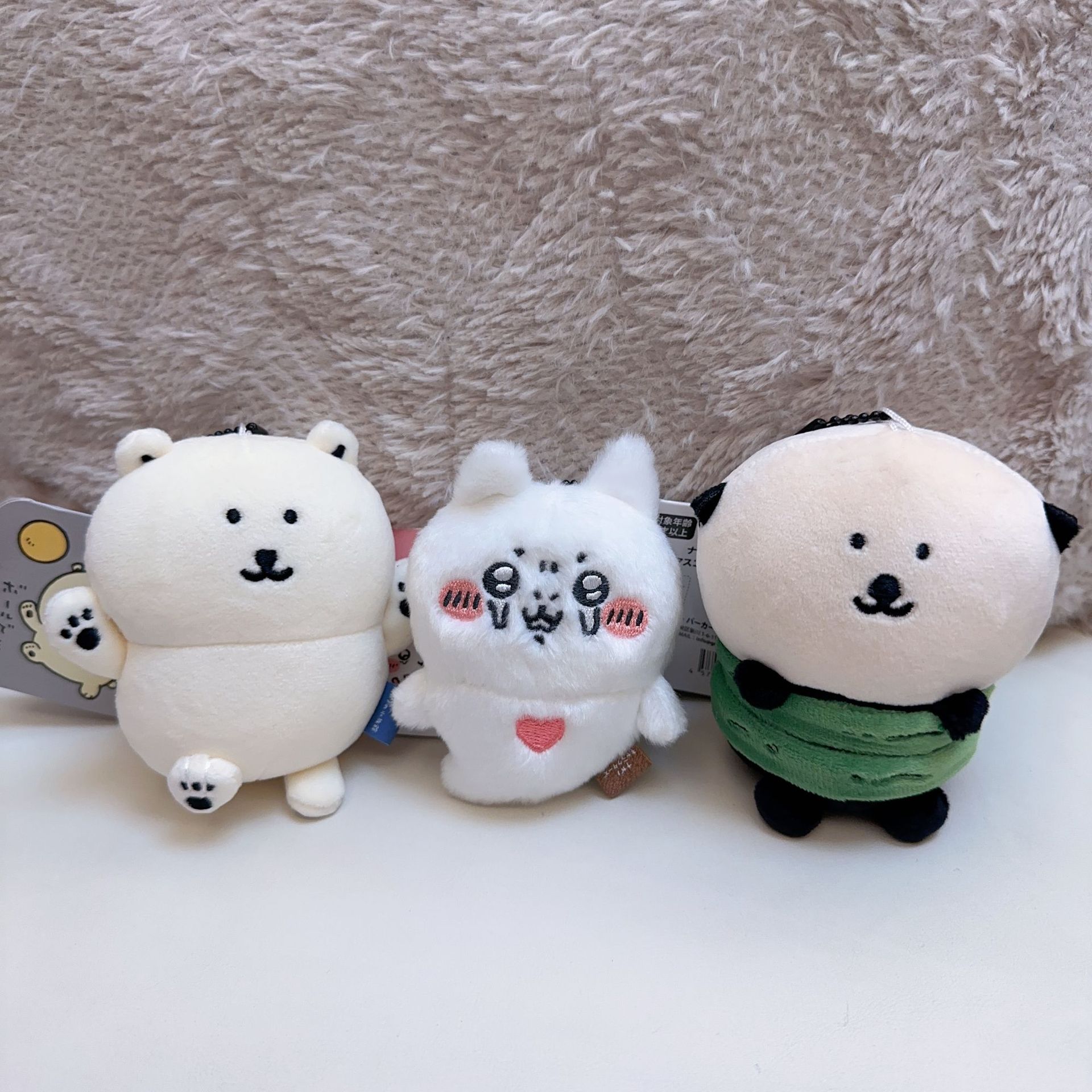jiyi Plush Keychain Cute Sea O - مراجعة Anime Merchandise Bag وسعره